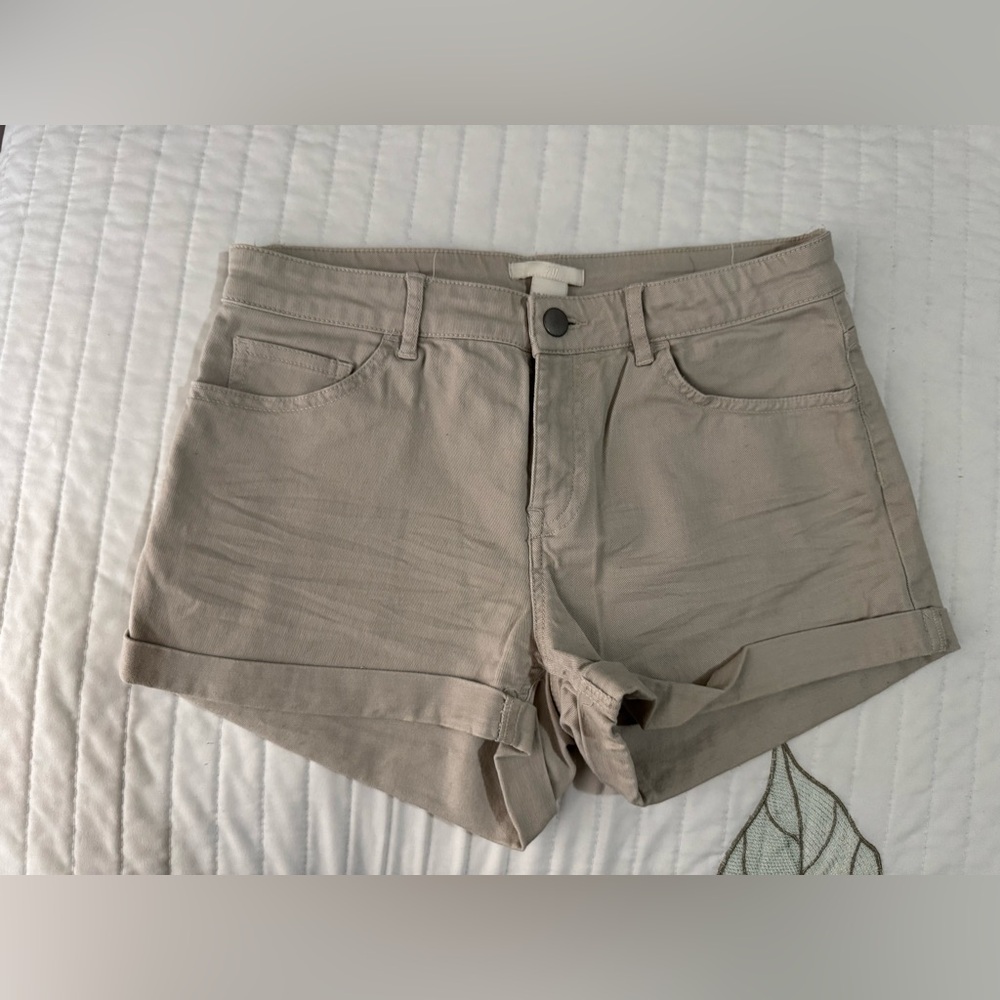 Women's Tan Shorts